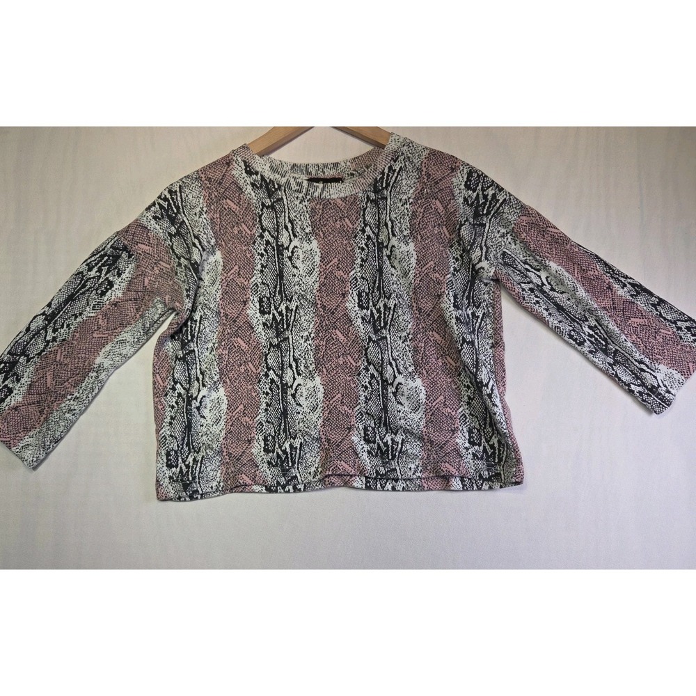 Like an‎ Angel Women's Small Cropped Snake Print Knit Top Pink Black 3/4 Sleeve
